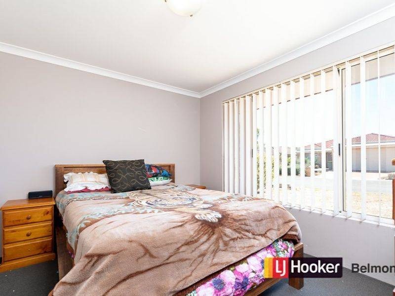 8 Harriet Place, Cloverdale WA 6105