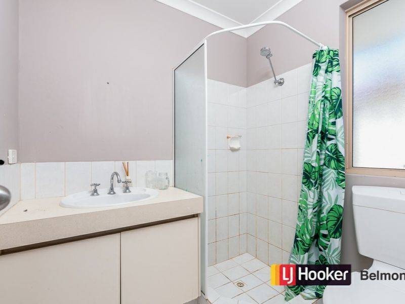 8 Harriet Place, Cloverdale WA 6105