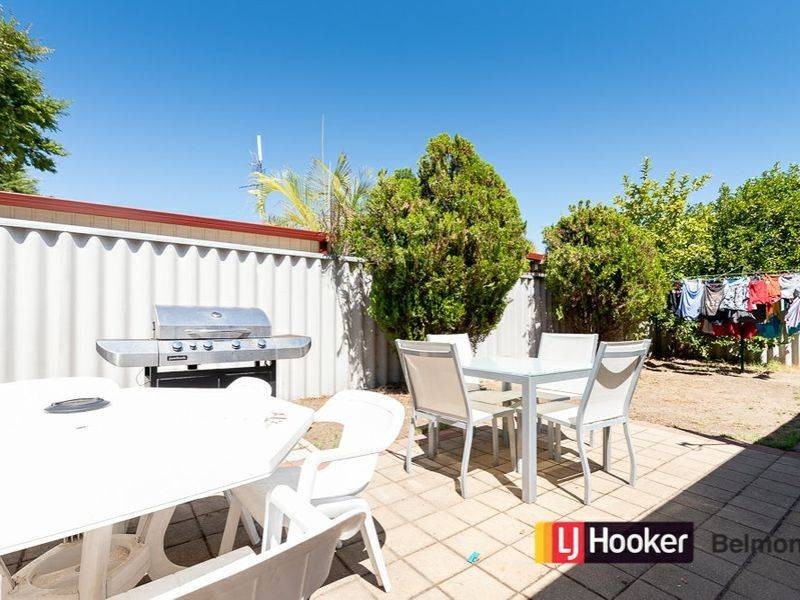 8 Harriet Place, Cloverdale WA 6105