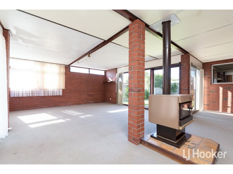 14 Anderson Way, Thornlie WA 6108