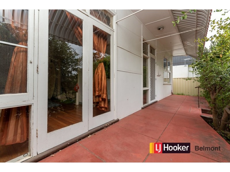64 Somers Street, Belmont WA 6104