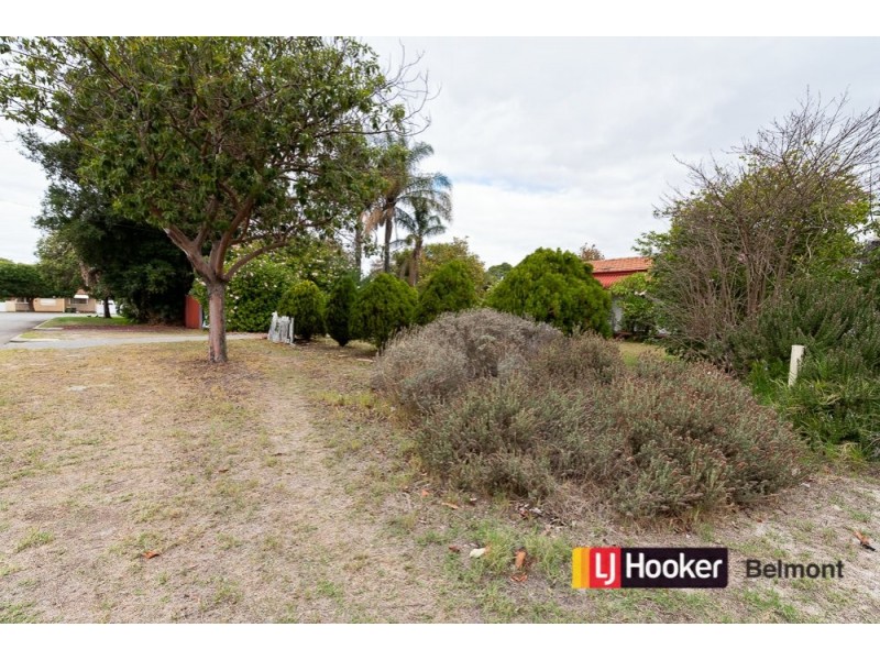 64 Somers Street, Belmont WA 6104