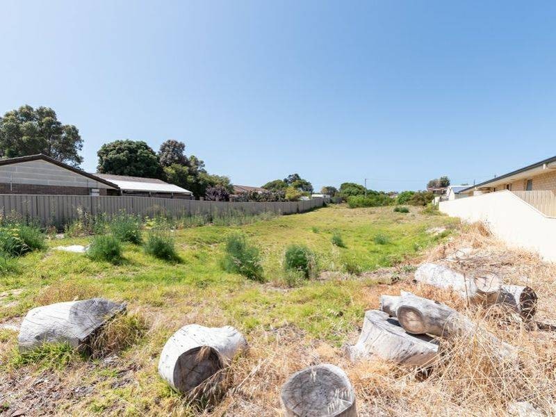 8 Scholey Street, Sinclair WA 6450