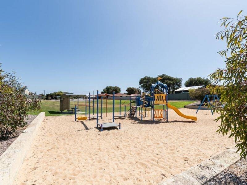 8 Scholey Street, Sinclair WA 6450