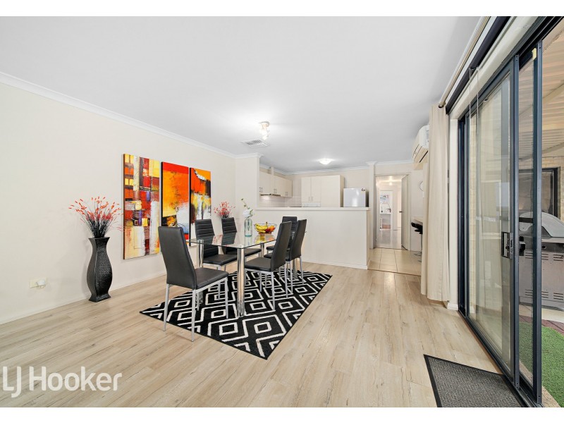 3/12 Stephen Street, Queens Park WA 6107