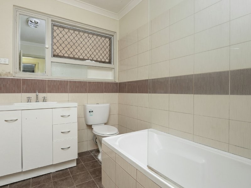 59 Trink Street, Cloverdale WA 6105