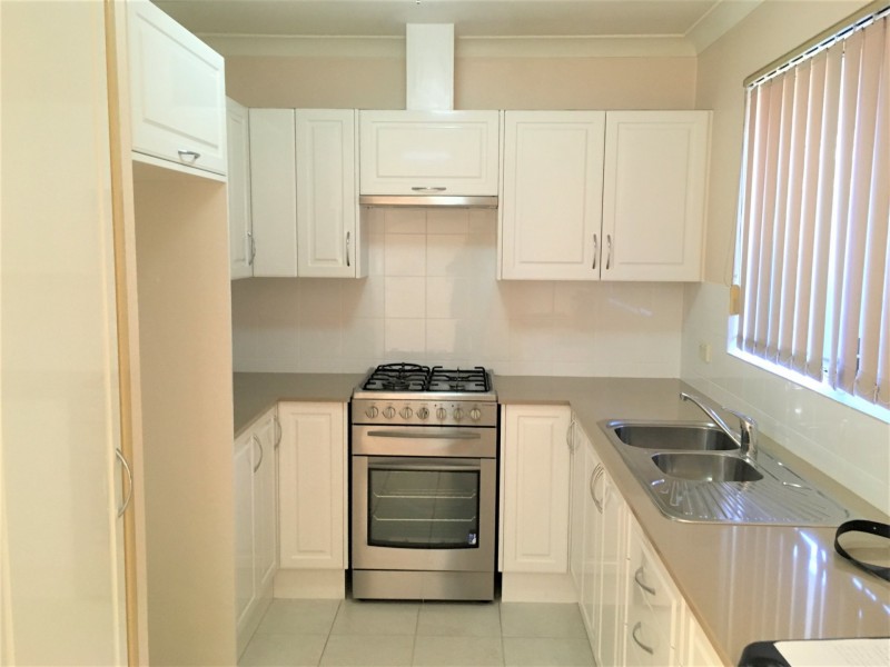 19/9-11 Mallard Way, Cannington WA 6107