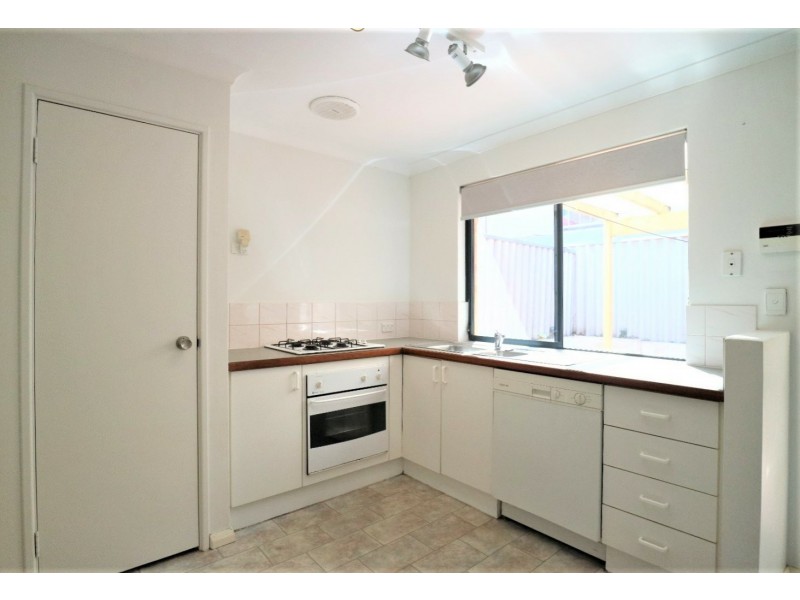 10/18-20 The Crescent, Redcliffe WA 6104