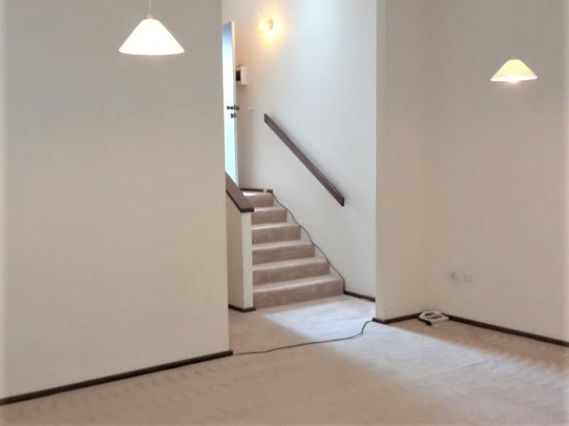 8/27 South Terrace, Como WA 6152