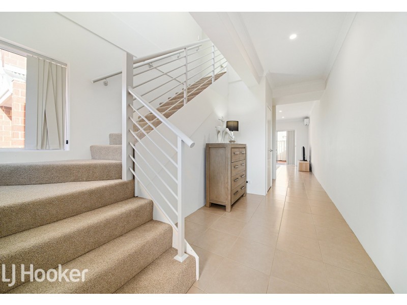 13D McMillan Street, Victoria Park WA 6100