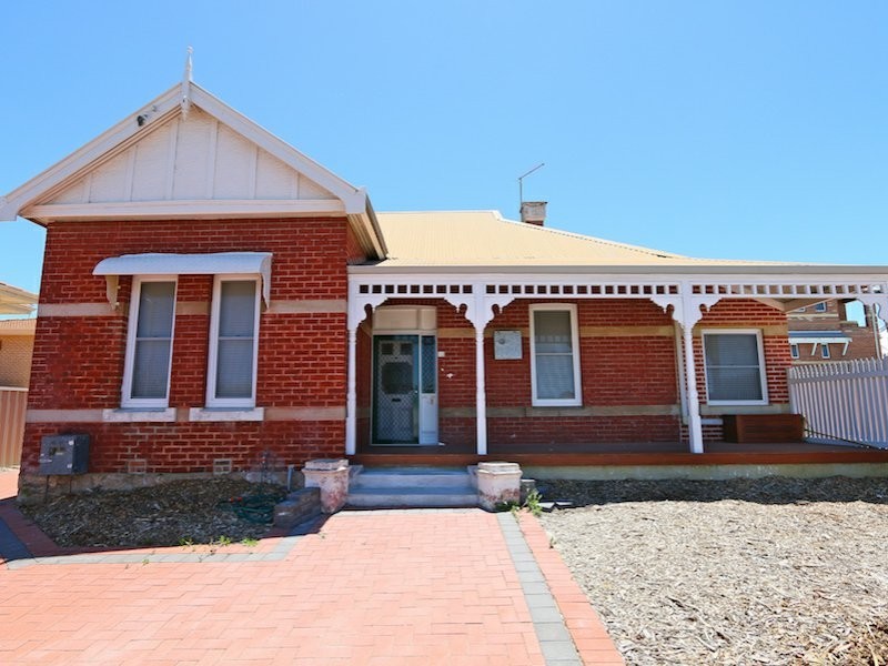 13 McMillan Street, Victoria Park WA 6100