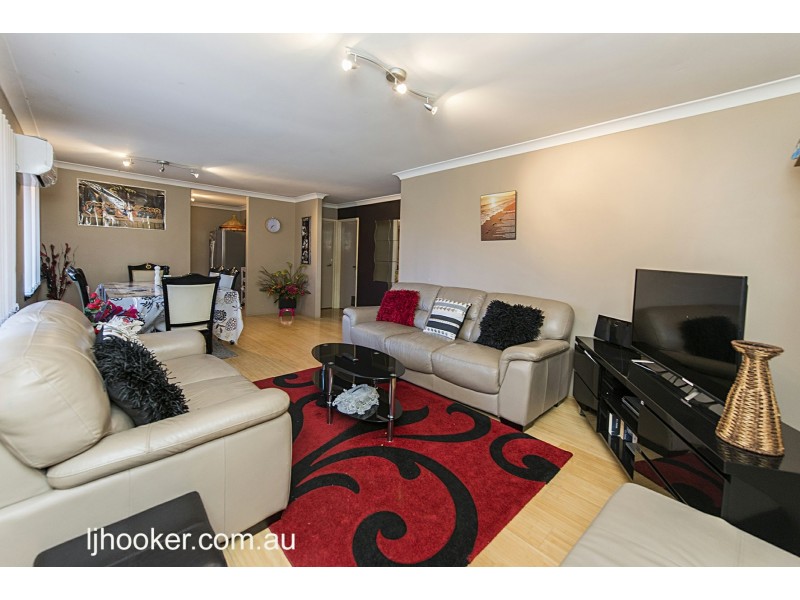 3/12 Kaliamba Court, Cannington WA 6107