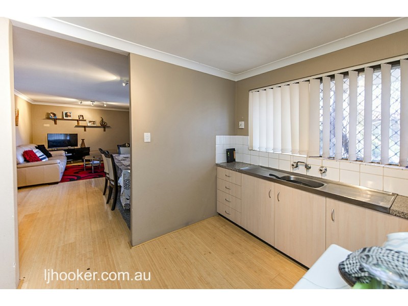 3/12 Kaliamba Court, Cannington WA 6107