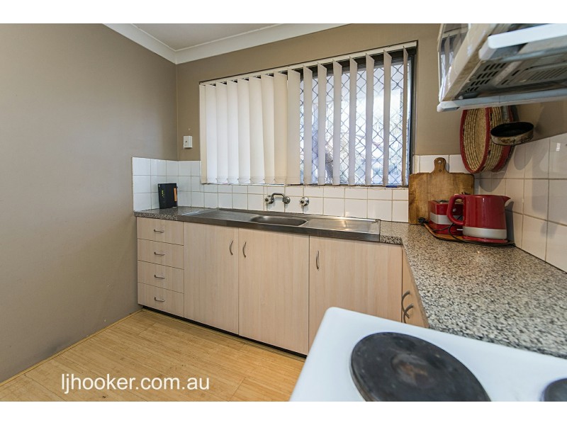 3/12 Kaliamba Court, Cannington WA 6107