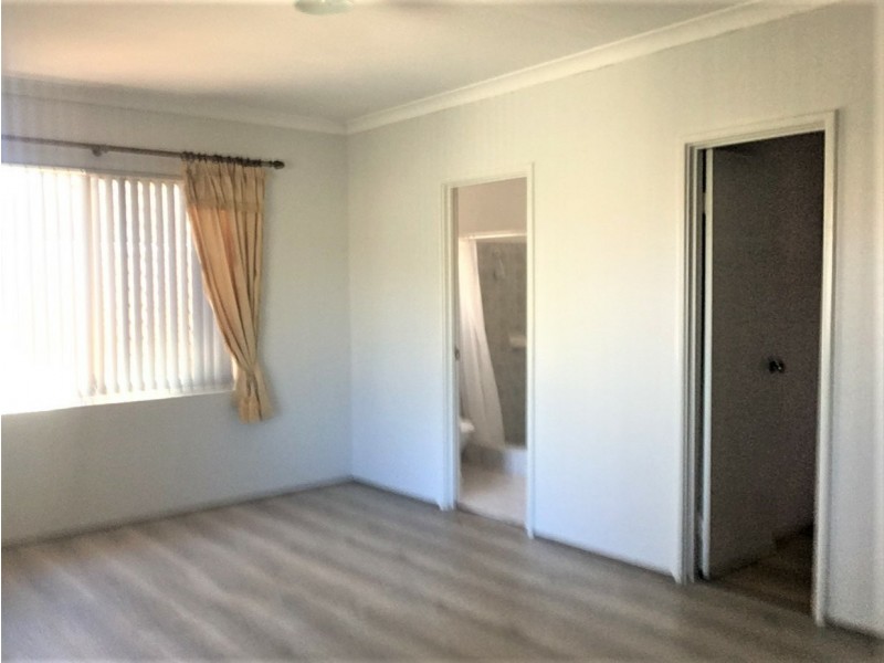 1/2 Cueesun Court, Redcliffe WA 6104