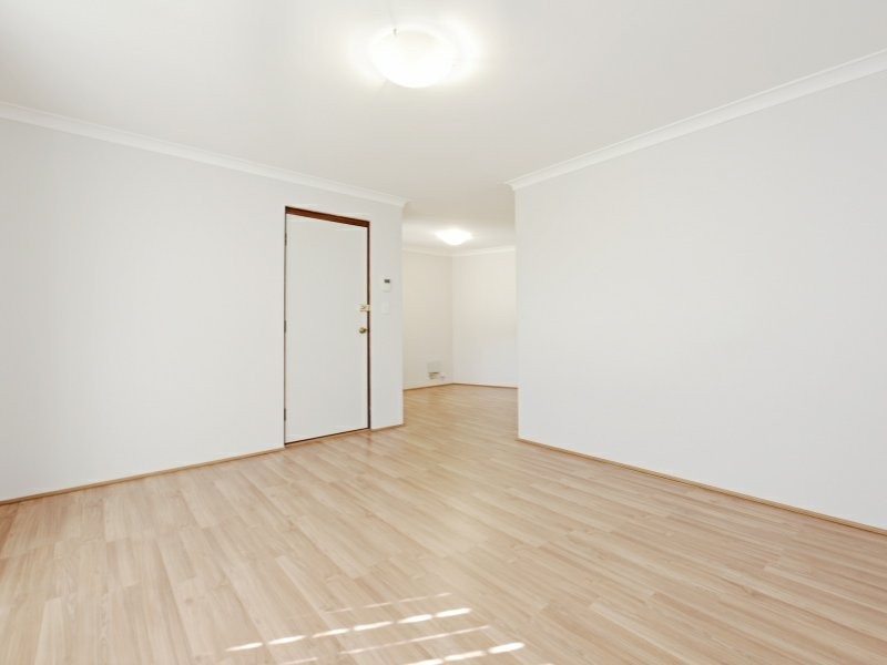 9/20 Alday Street, St James WA 6102