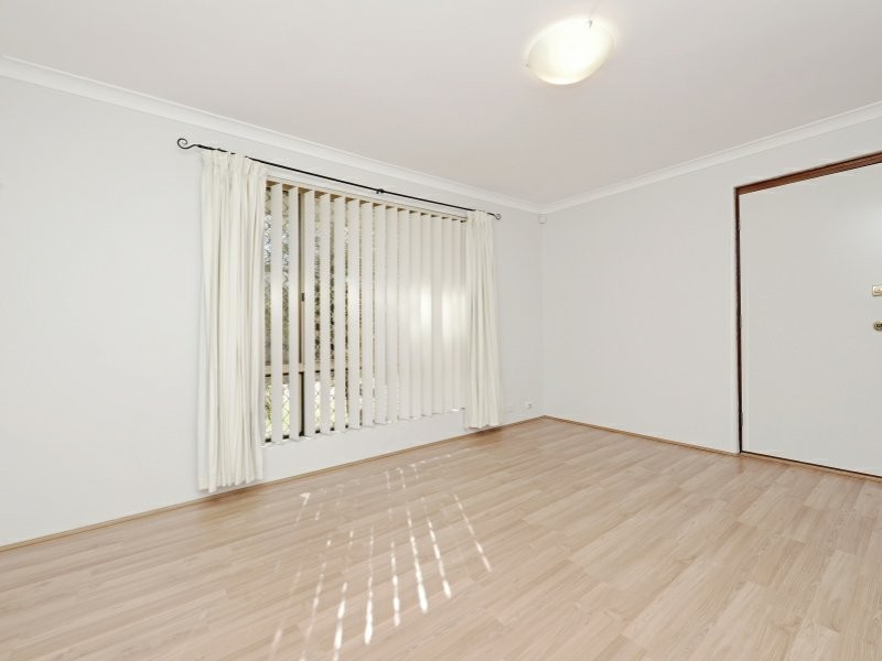 9/20 Alday Street, St James WA 6102