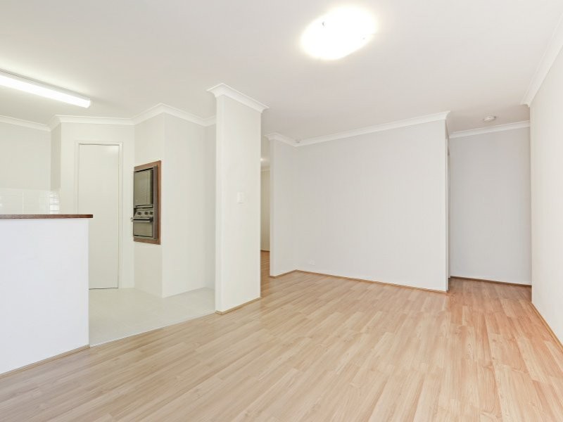 9/20 Alday Street, St James WA 6102
