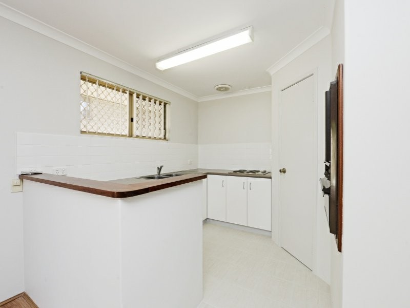 9/20 Alday Street, St James WA 6102
