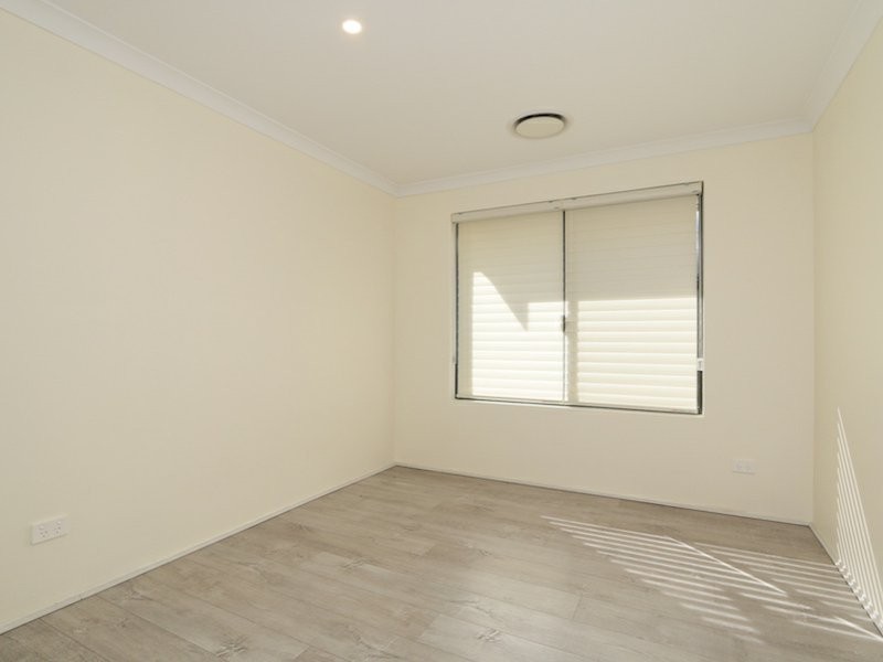 5 Vienta Street, Aveley WA 6069