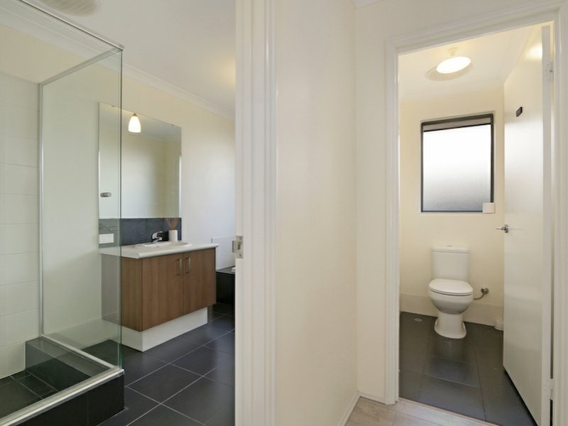 5 Vienta Street, Aveley WA 6069