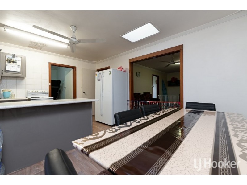 32A Yale Road, Thornlie WA 6108