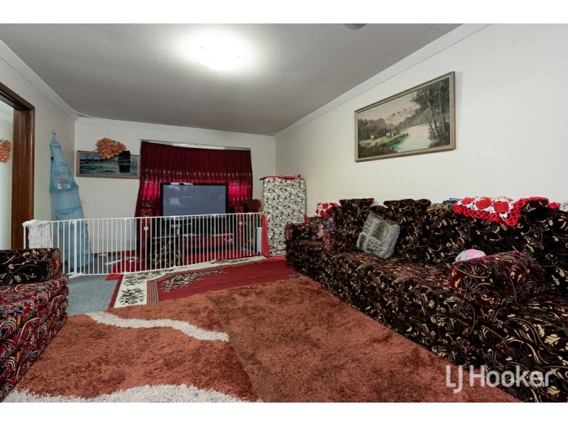 32A Yale Road, Thornlie WA 6108