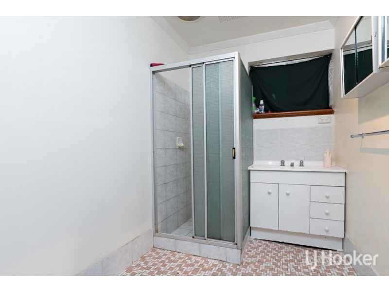 32A Yale Road, Thornlie WA 6108