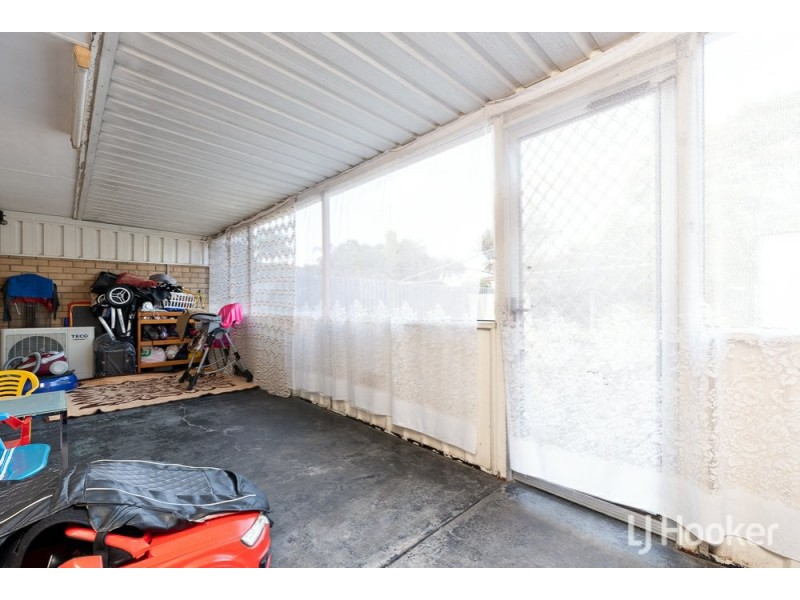 32A Yale Road, Thornlie WA 6108