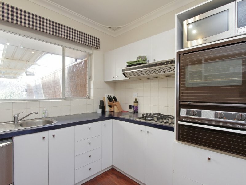 82A Bungaree Road, Wilson WA 6107