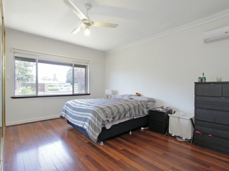 82A Bungaree Road, Wilson WA 6107