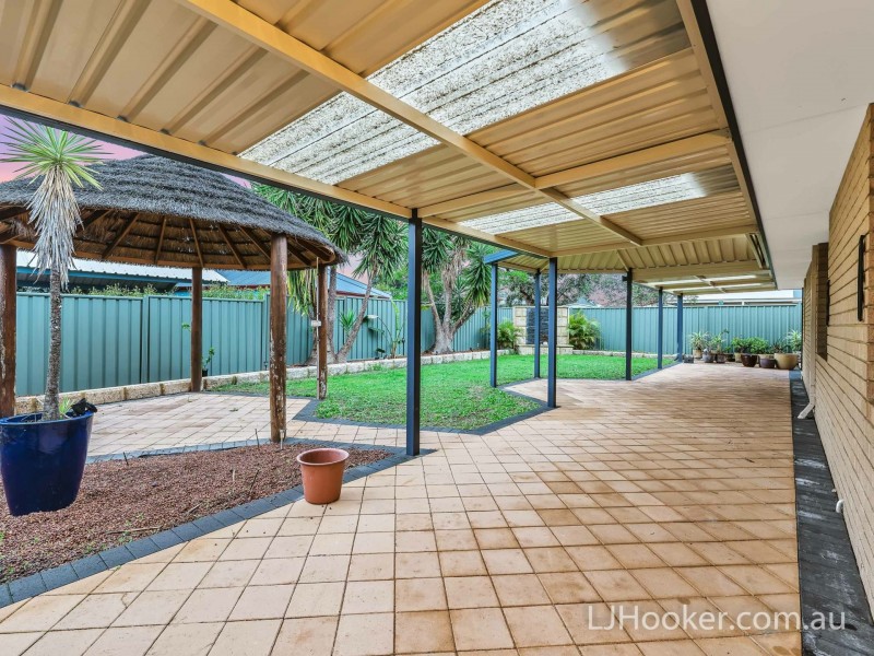 55 Bruce Road, Wattle Grove WA 6107