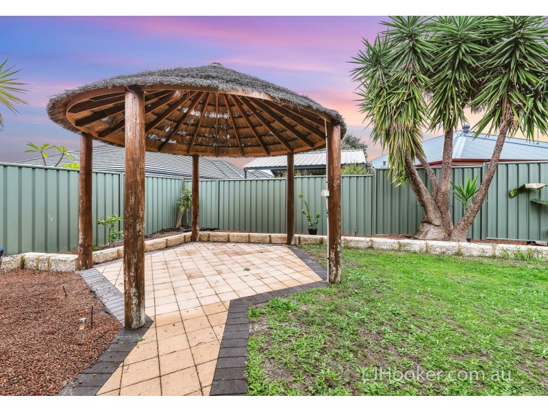55 Bruce Road, Wattle Grove WA 6107