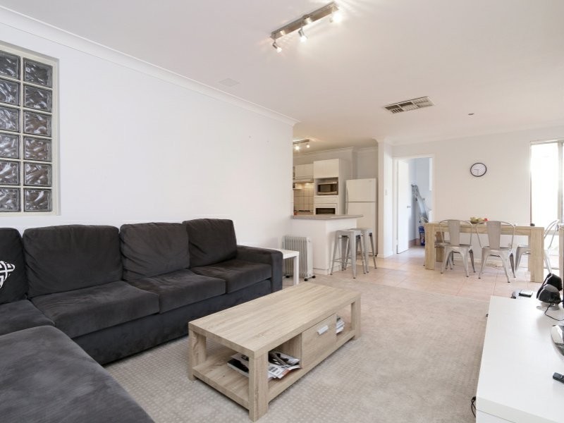 8/40 Wyong Road, Bentley WA 6102