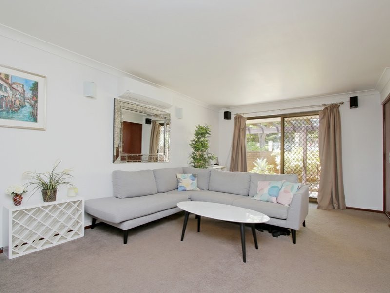 2/5 Morrison Street, Como WA 6152