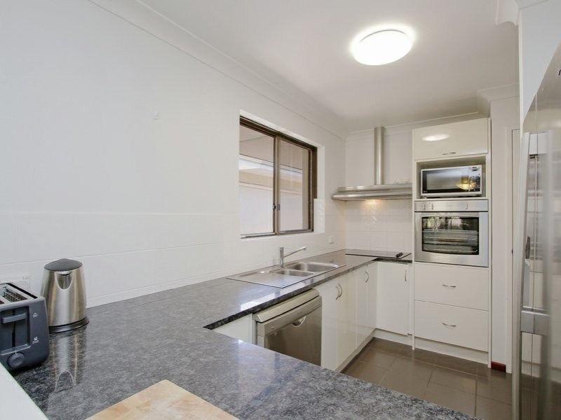 2/5 Morrison Street, Como WA 6152