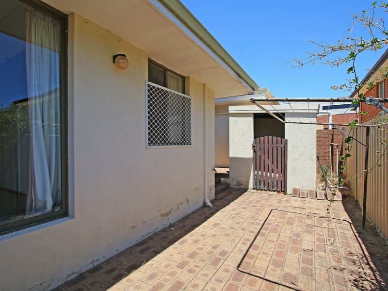 2/5 Morrison Street, Como WA 6152