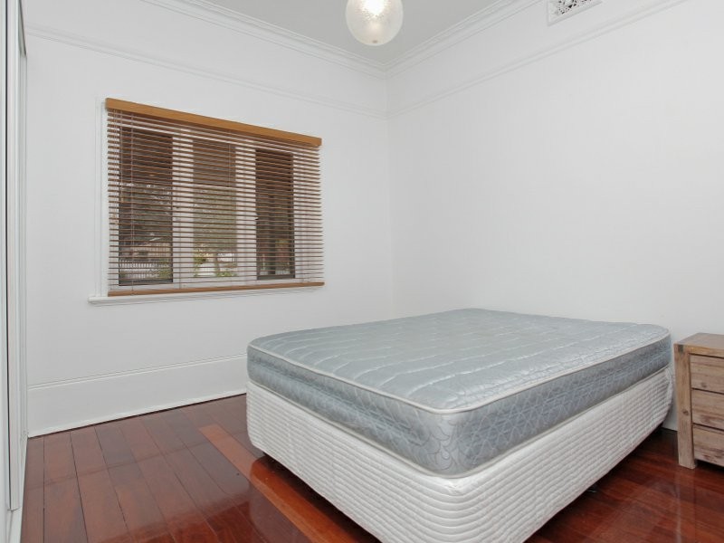 35 Sunbury Road, Victoria Park WA 6100