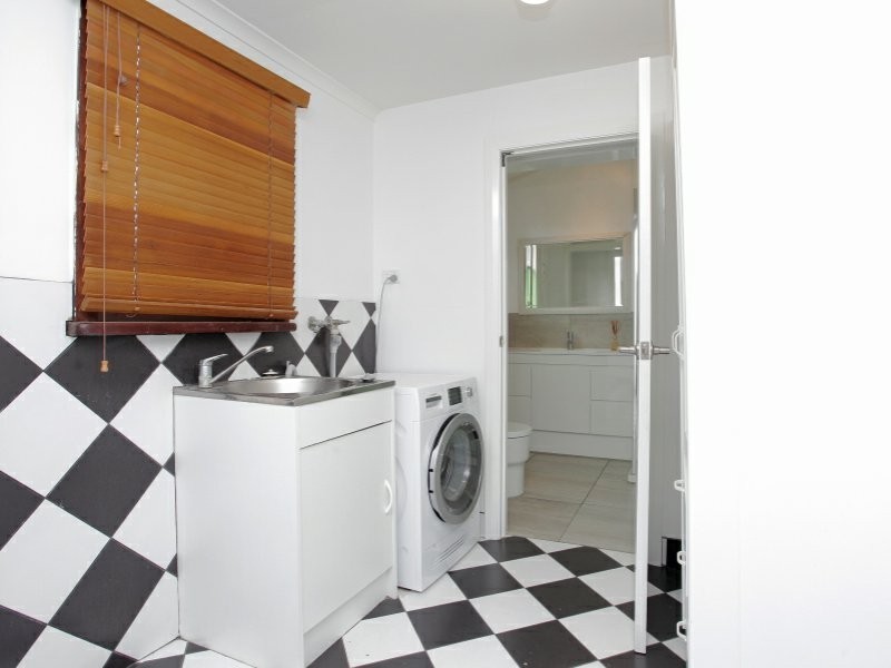 35 Sunbury Road, Victoria Park WA 6100