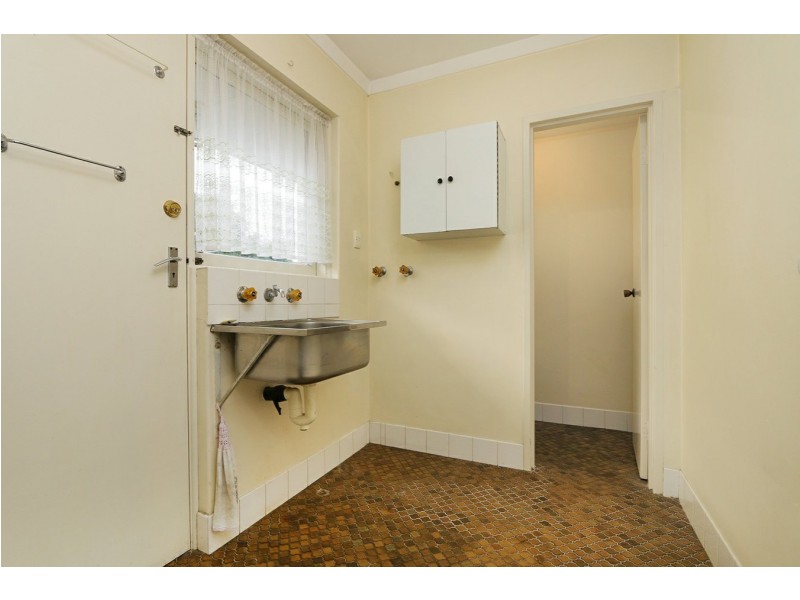 129 Washington Street, Victoria Park WA 6100