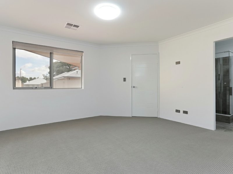 14B Coolgardie Street, Bentley WA 6102