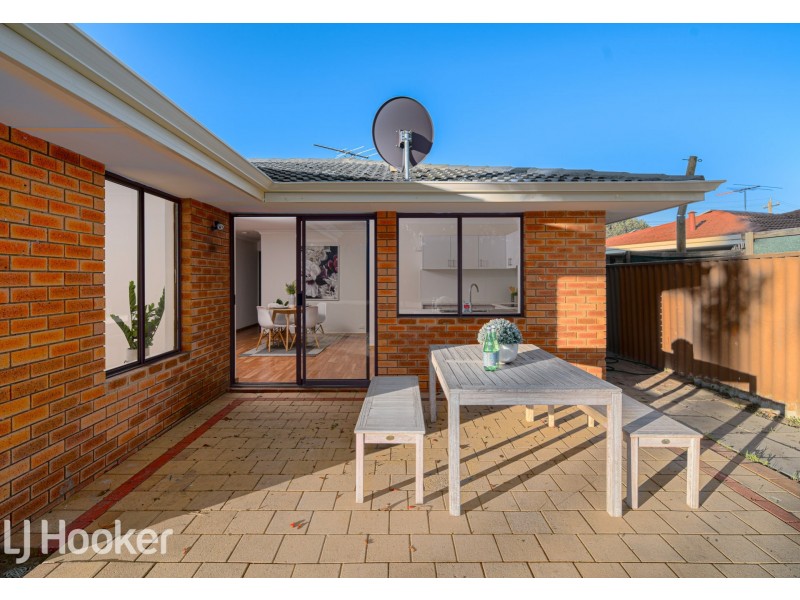 5 Ningaloo Way, Thornlie WA 6108