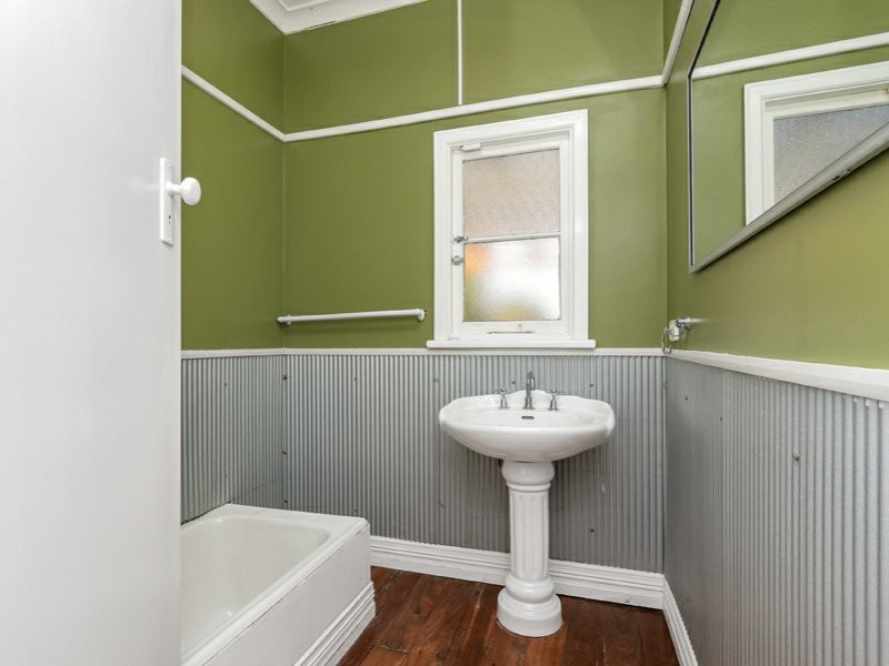 25 Gallagher Street, Eden Hill WA 6054