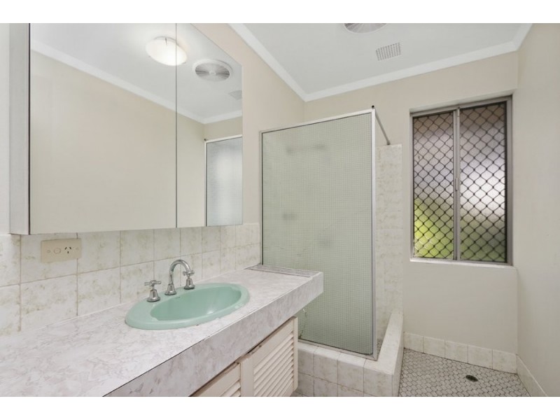 27 Tuam Street, Victoria Park WA 6100