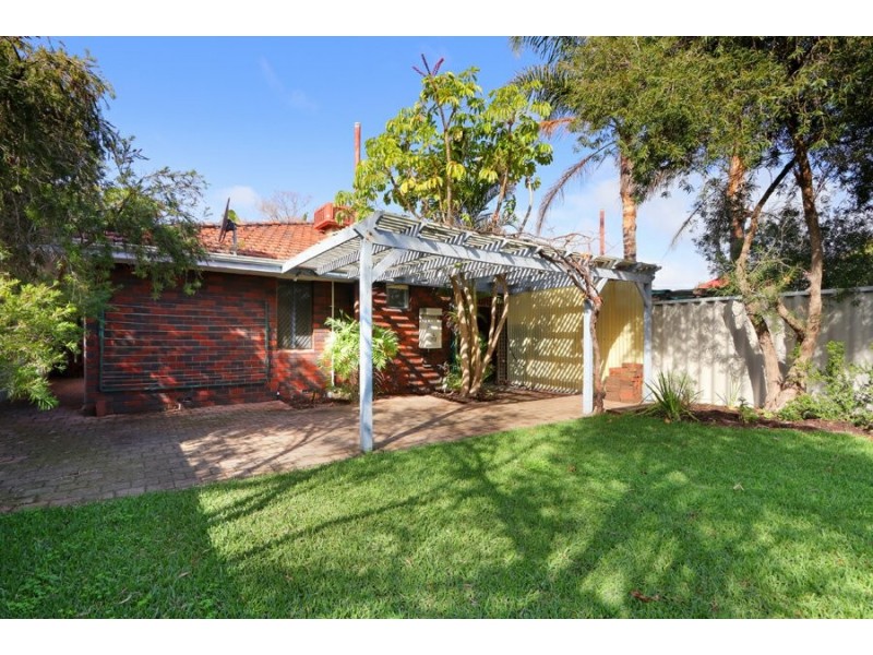27 Tuam Street, Victoria Park WA 6100