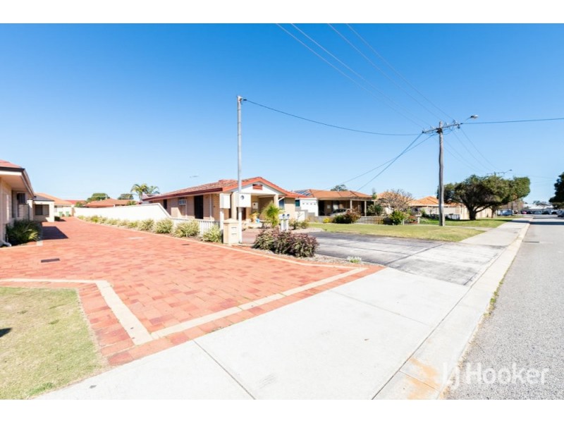 12 Beverley Road, Cloverdale WA 6105