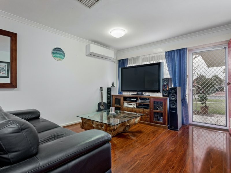 16 Brittain Street, Como WA 6152