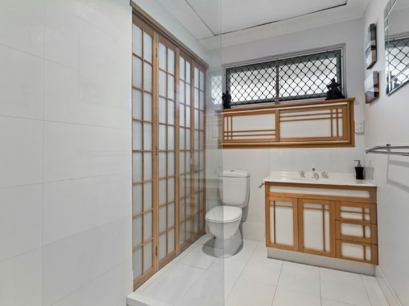 16 Brittain Street, Como WA 6152