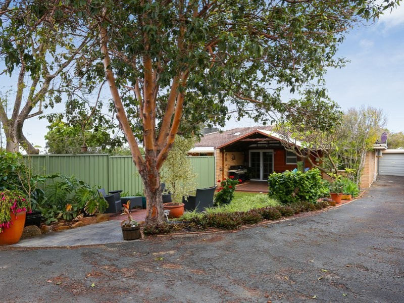 16 Brittain Street, Como WA 6152