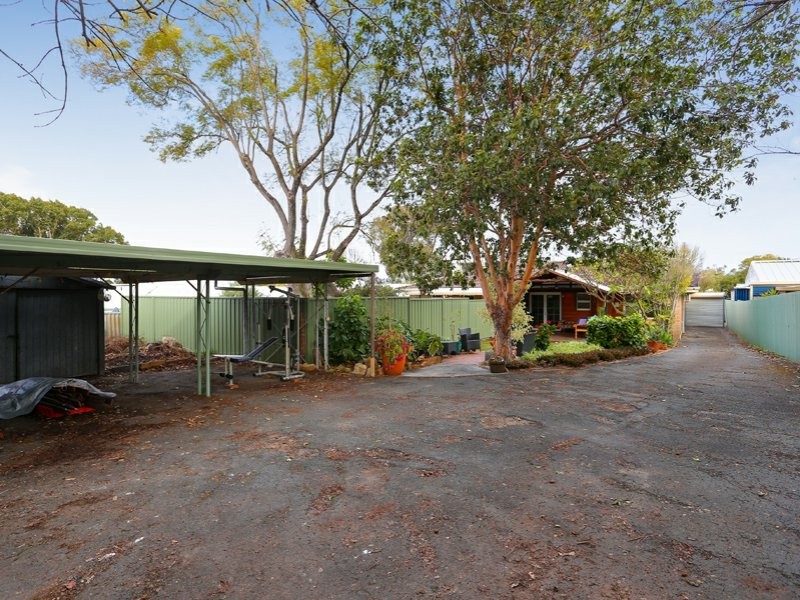 16 Brittain Street, Como WA 6152